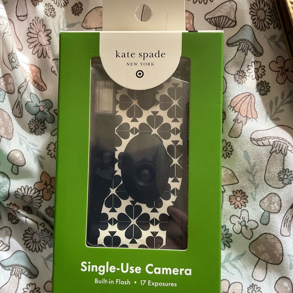 Kate Spade Clover Pattern Single-Use Camera - image 1